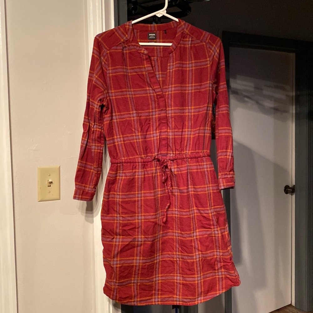 Small Prana loop to pine dress